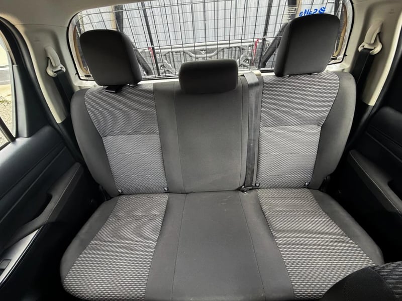 Toyota Hilux 2024 - Imagen 20 de 20
