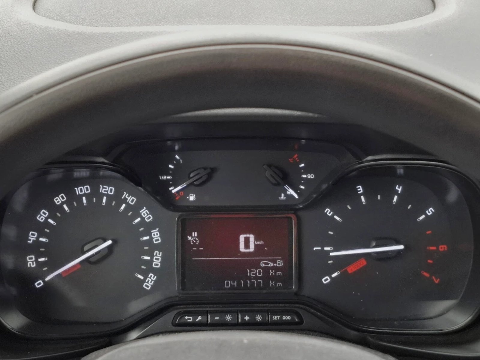 CITROEN BERLINGO 2021 - Imagen 19 de 20