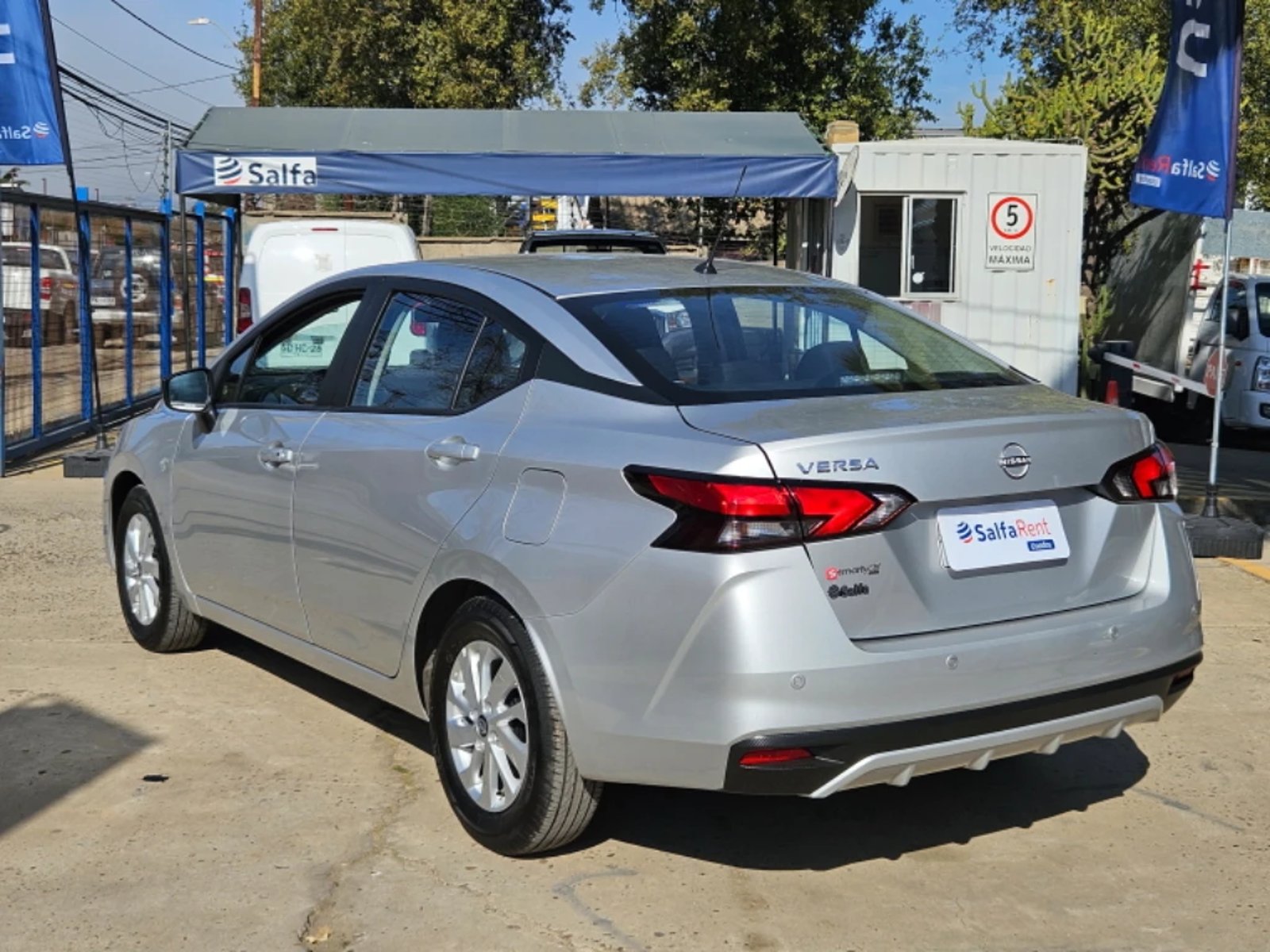 Nissan Versa 2024 - Imagen 12 de 20