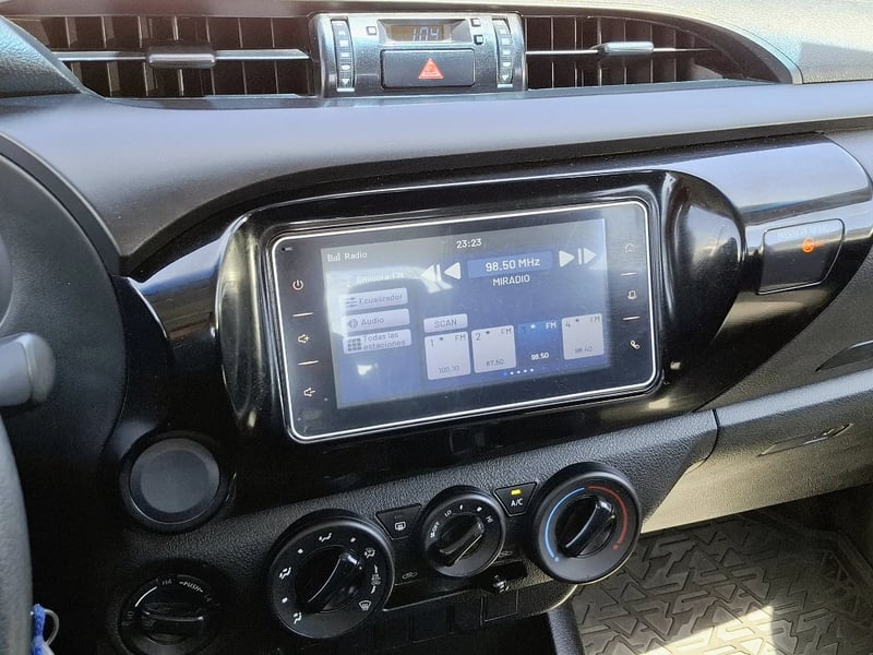 Toyota Hilux 2024 - Imagen 17 de 20