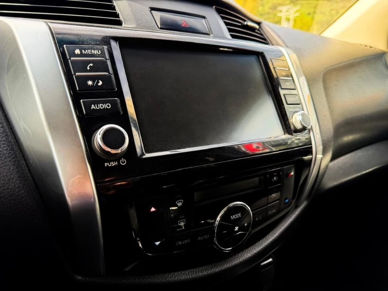 Nissan Navara 2023 - Imagen 11 de 20