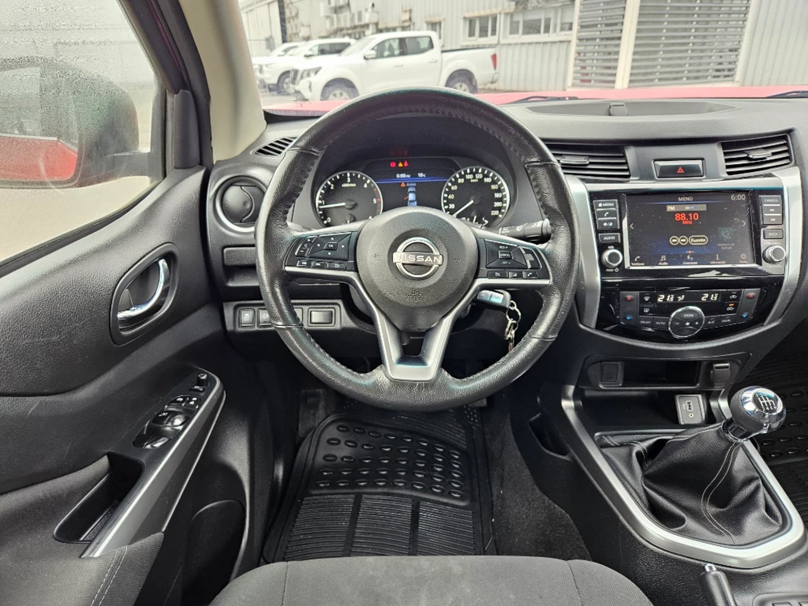 NISSAN NAVARA 2023 - Imagen 12 de 20