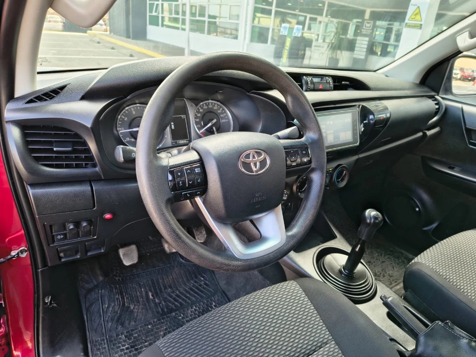 Toyota Hilux 2024 - Imagen 12 de 20
