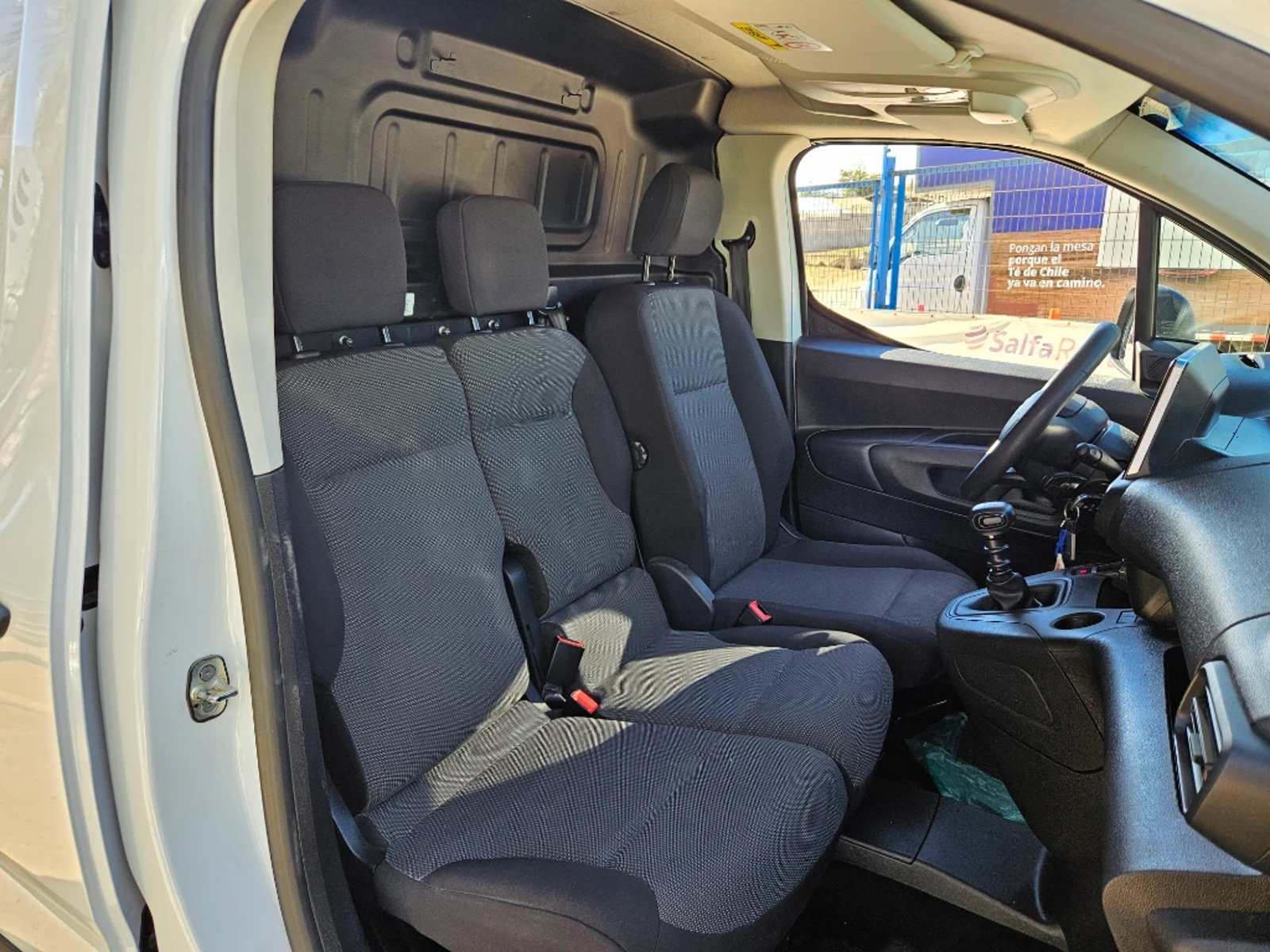 Citroën Berlingo 2023 - Imagen 6 de 20