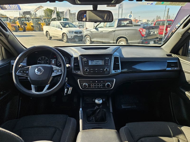 SsangYong Grand musso 2023 - Imagen 13 de 20