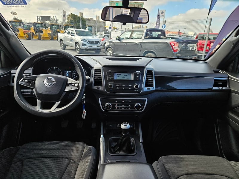 SsangYong Grand musso 2023 - Imagen 12 de 20