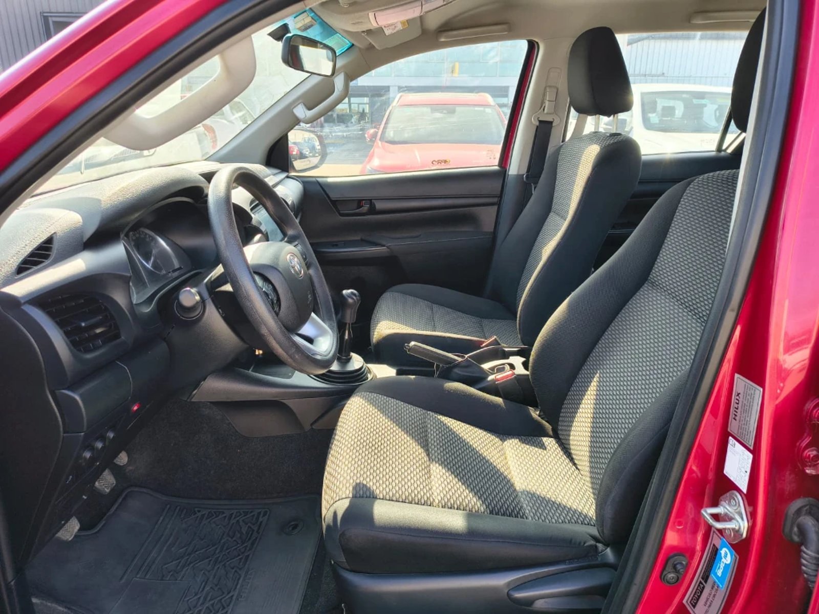 Toyota Hilux 2024 - Imagen 19 de 20