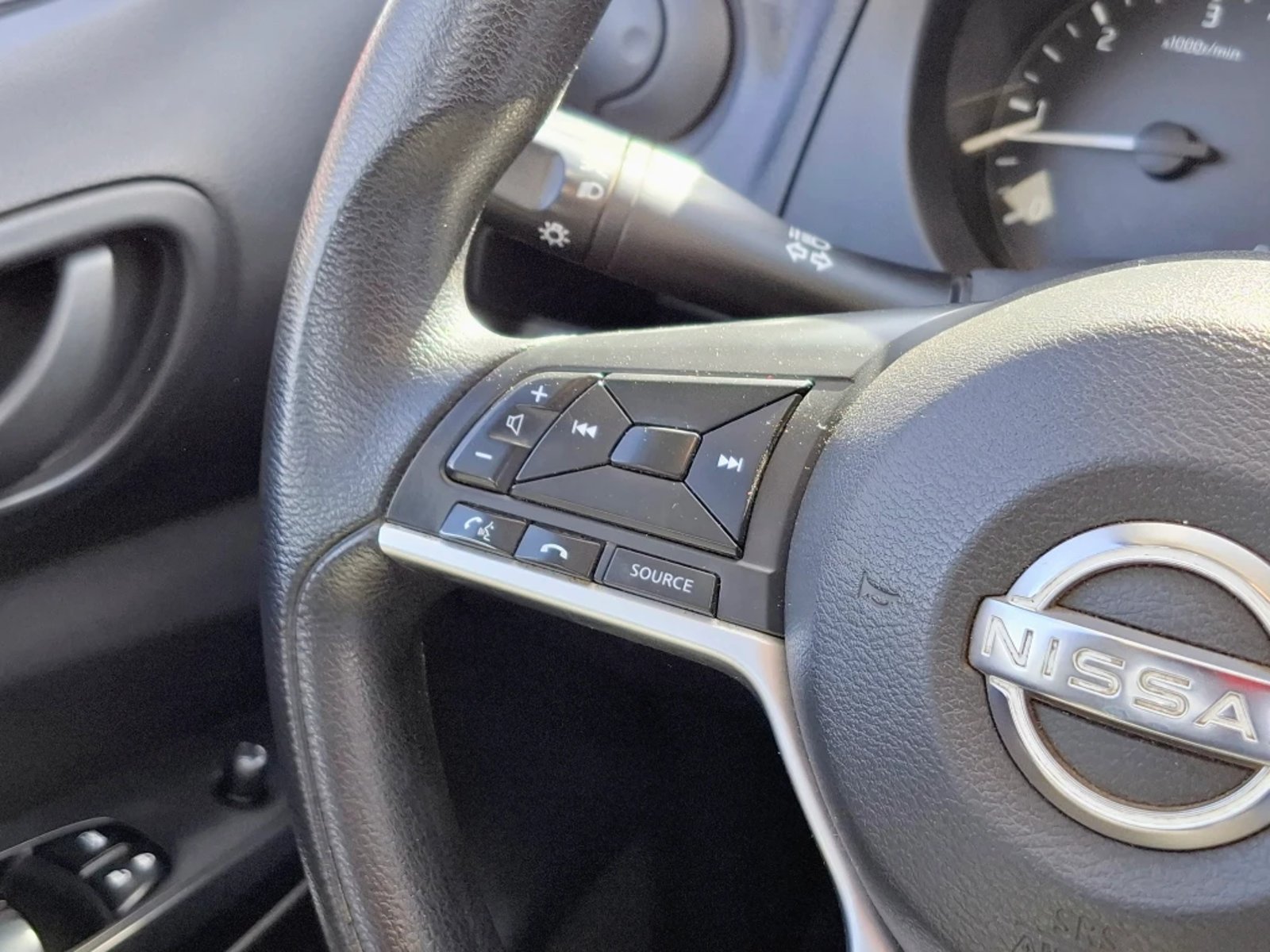 Nissan Navara 2023 - Imagen 17 de 20