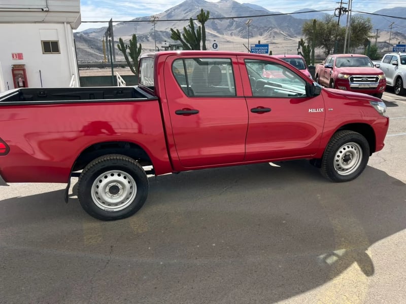 Toyota Hilux 2024 - Imagen 7 de 20