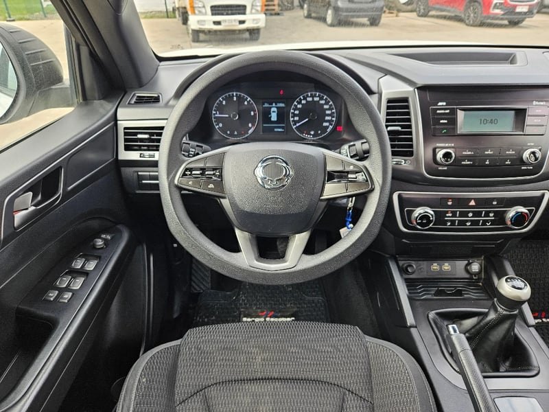 SsangYong Grand musso 2023 - Imagen 14 de 20