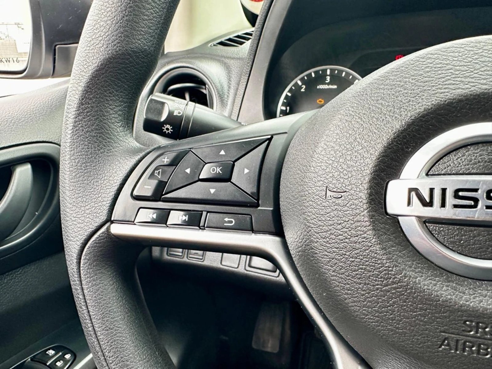 Nissan NAVARA 2023 - Imagen 17 de 20