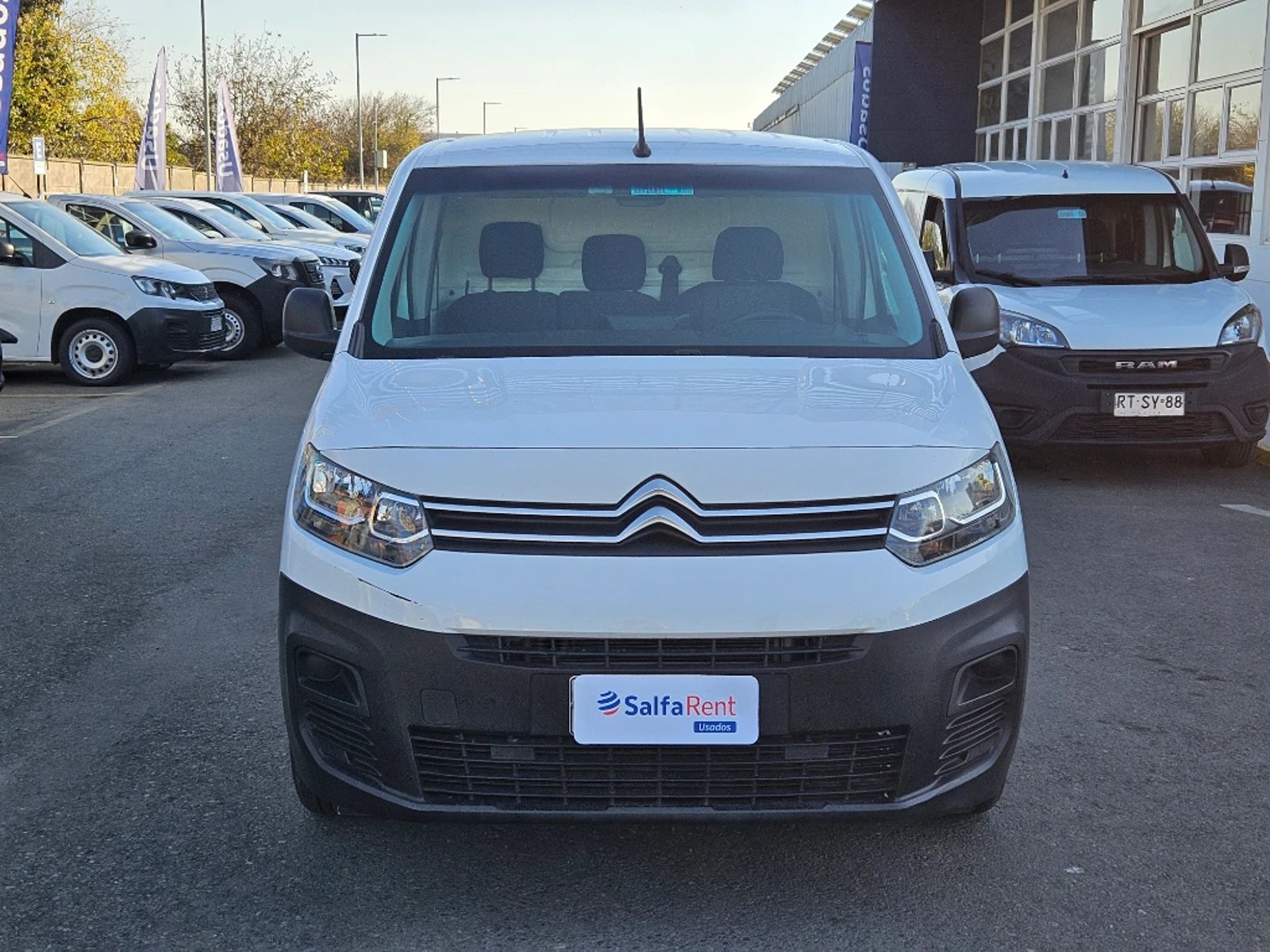 Citroën Berlingo 2022 - Foto 2 de 20