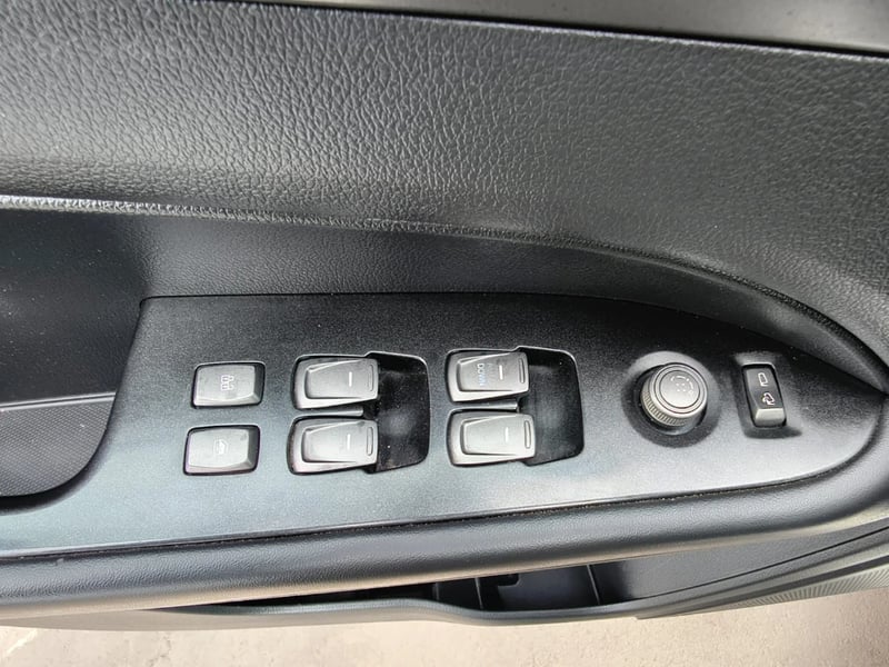 SsangYong Grand musso 2023 - Imagen 16 de 20