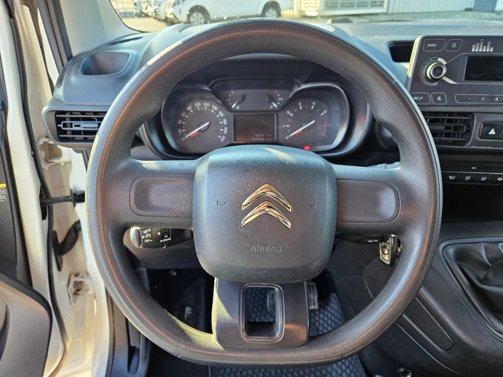 CITROEN BERLINGO 2021 - Imagen 18 de 20