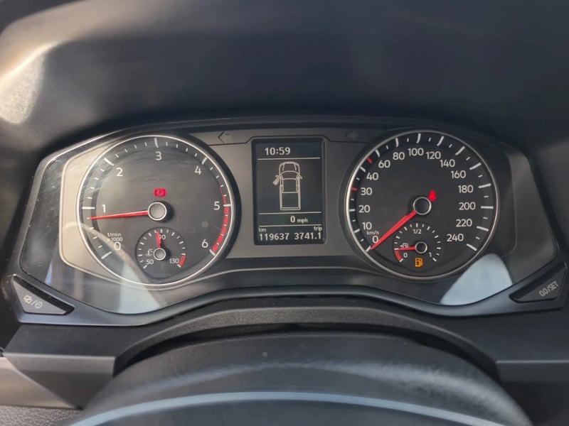 Volkswagen Amarok 2023 - Imagen 19 de 20