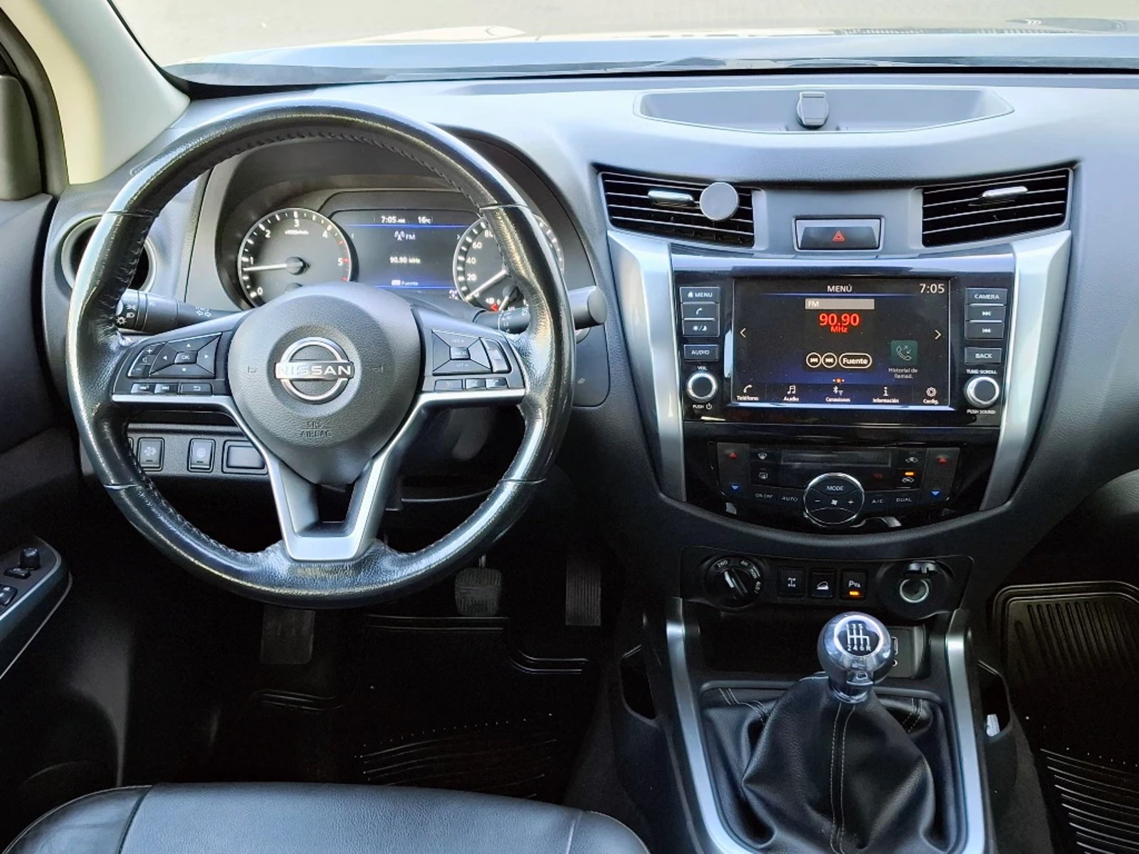 Nissan Navara 2023 - Imagen 20 de 20