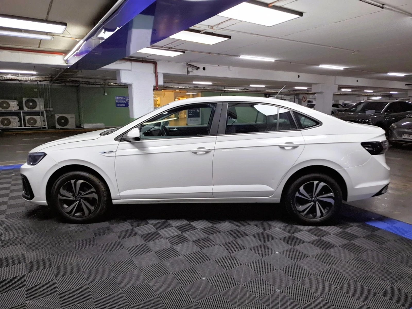 VOLKSWAGEN VIRTUS 2024 - Imagen 8 de 20