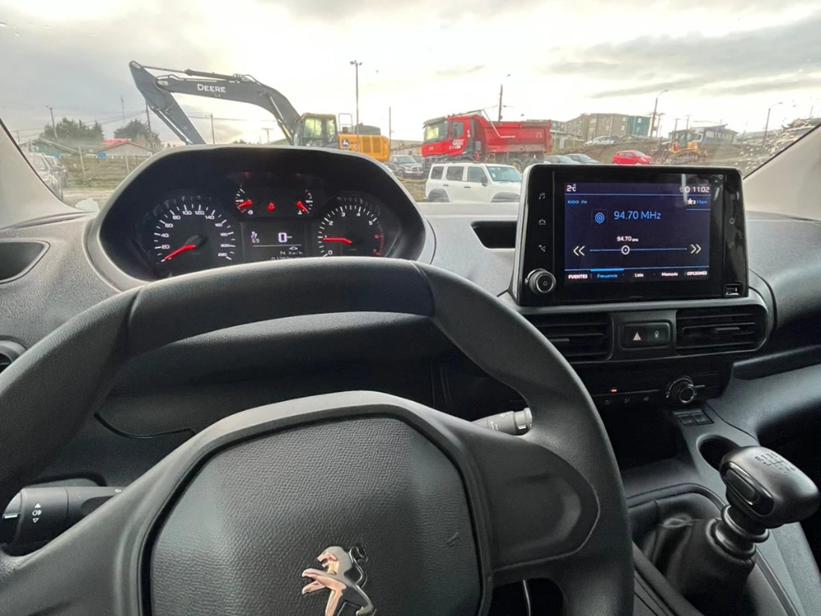 Peugeot Partner 2024 - Imagen 8 de 19