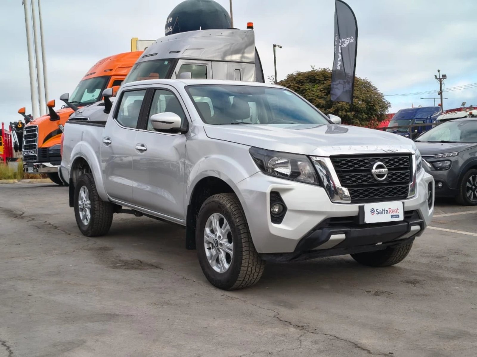 Nissan Navara 2023 - Foto 2 de 20