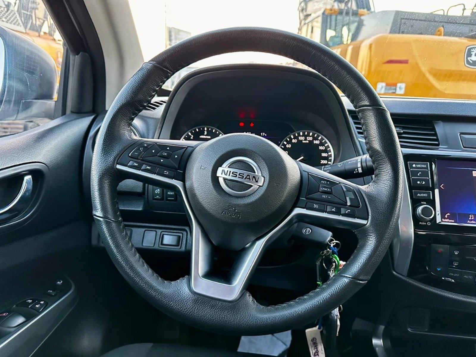NISSAN NAVARA 2023 - Imagen 17 de 20