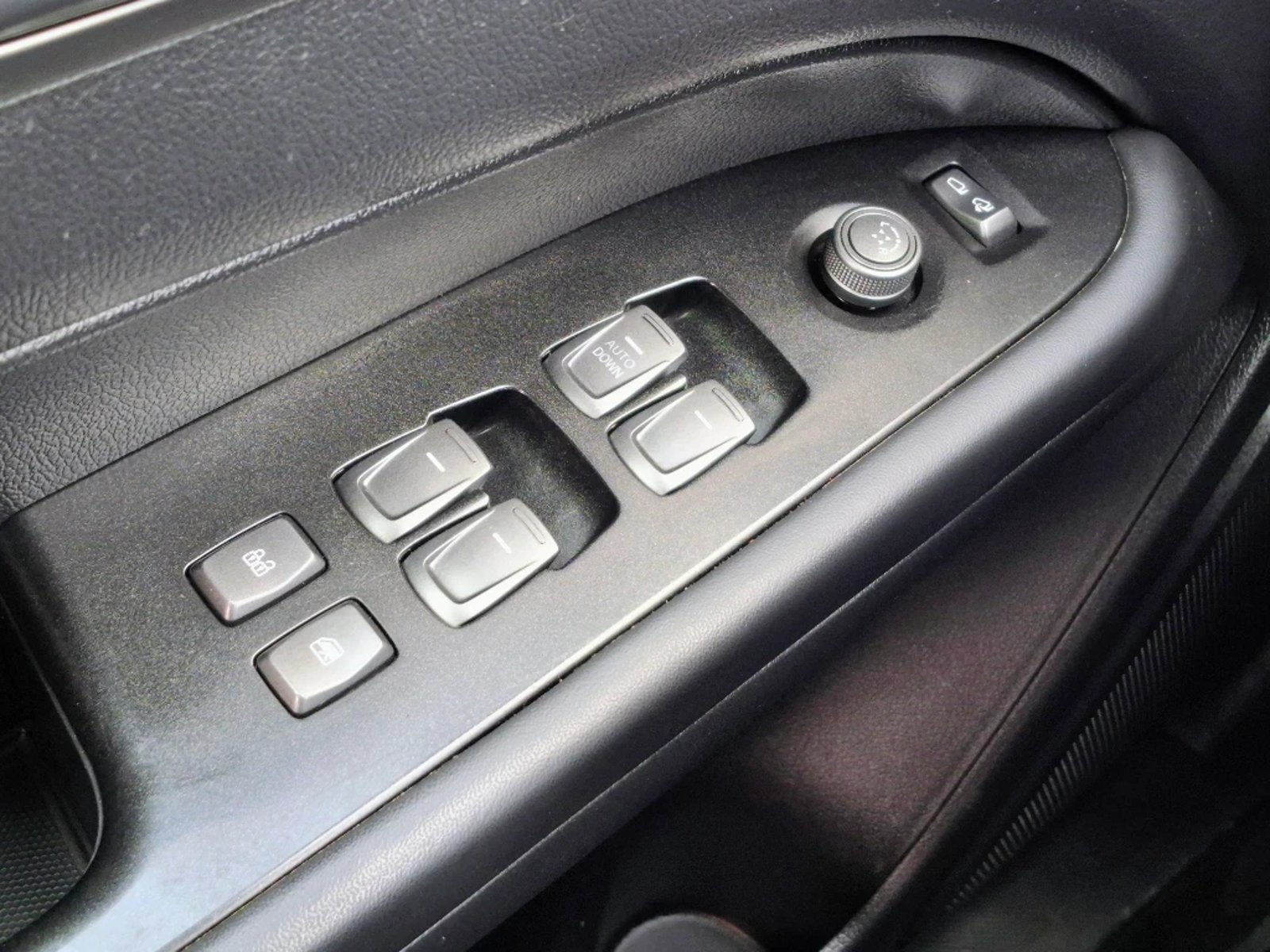 SsangYong Grand musso 2023 - Imagen 12 de 20