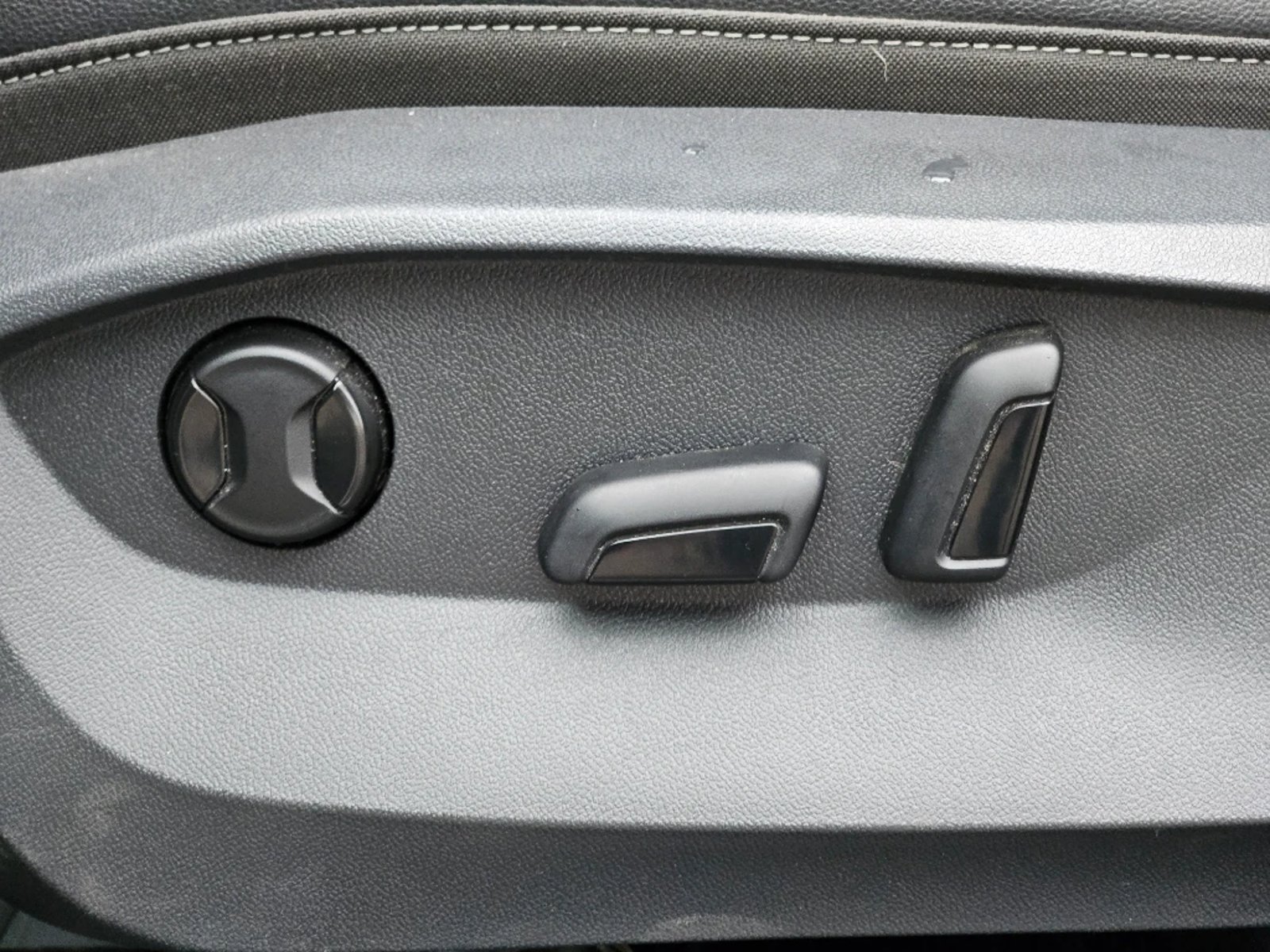 VOLKSWAGEN TAOS 2023 - Imagen 13 de 20