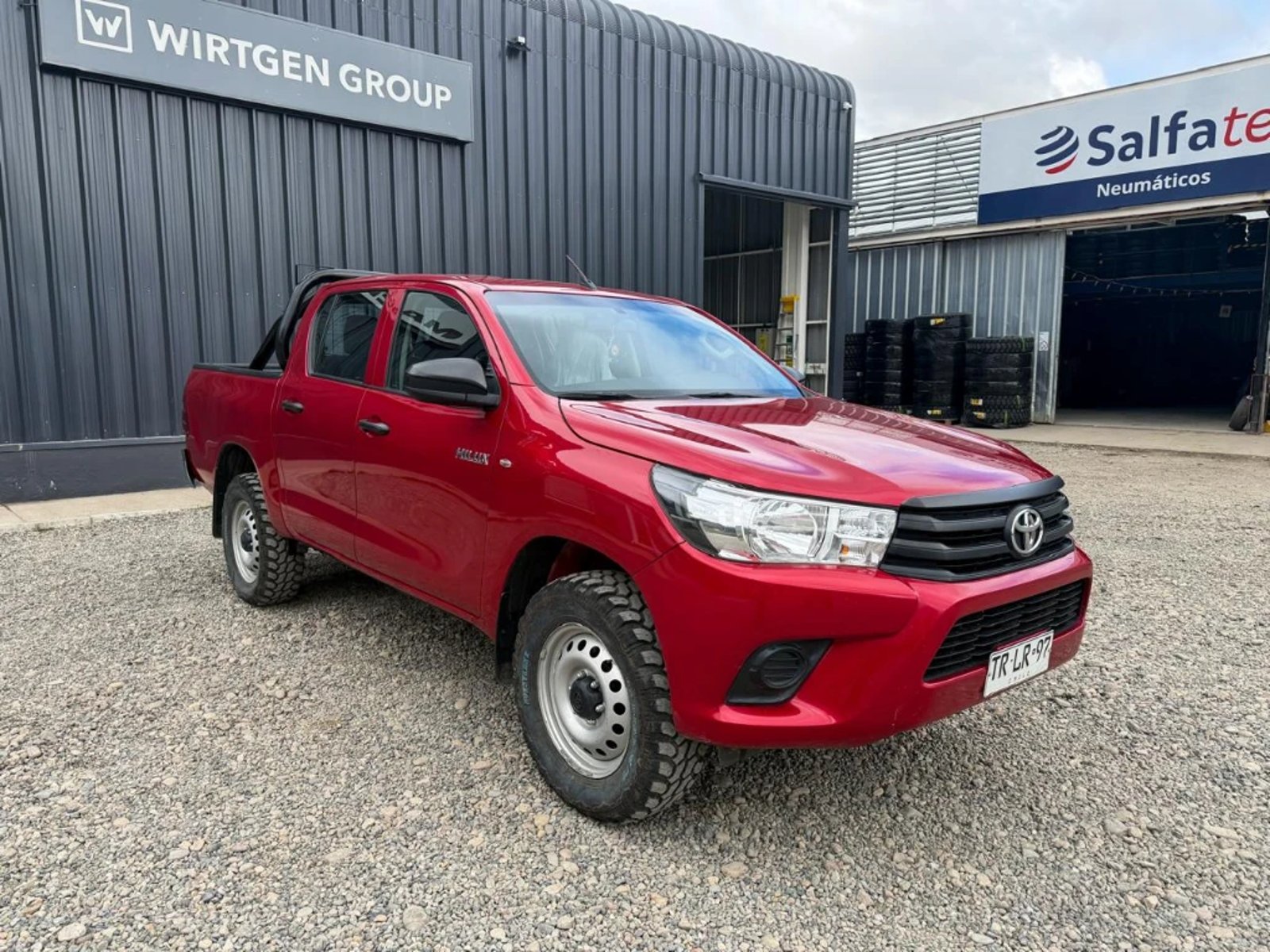 Toyota Hilux 2024 - Foto 3 de 20
