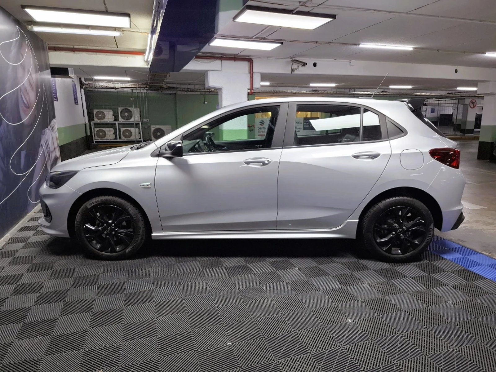 CHEVROLET ONIX 2023 - Imagen 8 de 20