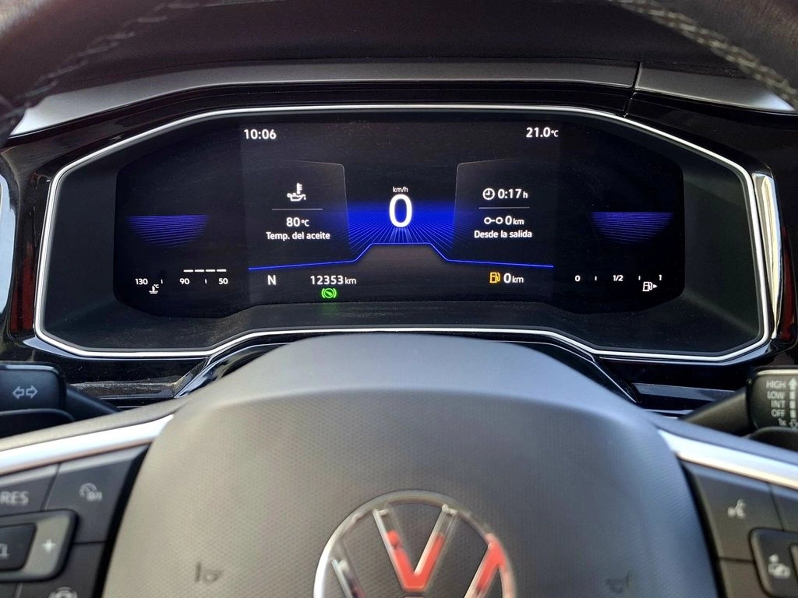 VOLKSWAGEN NIVUS 2023 - Imagen 16 de 20