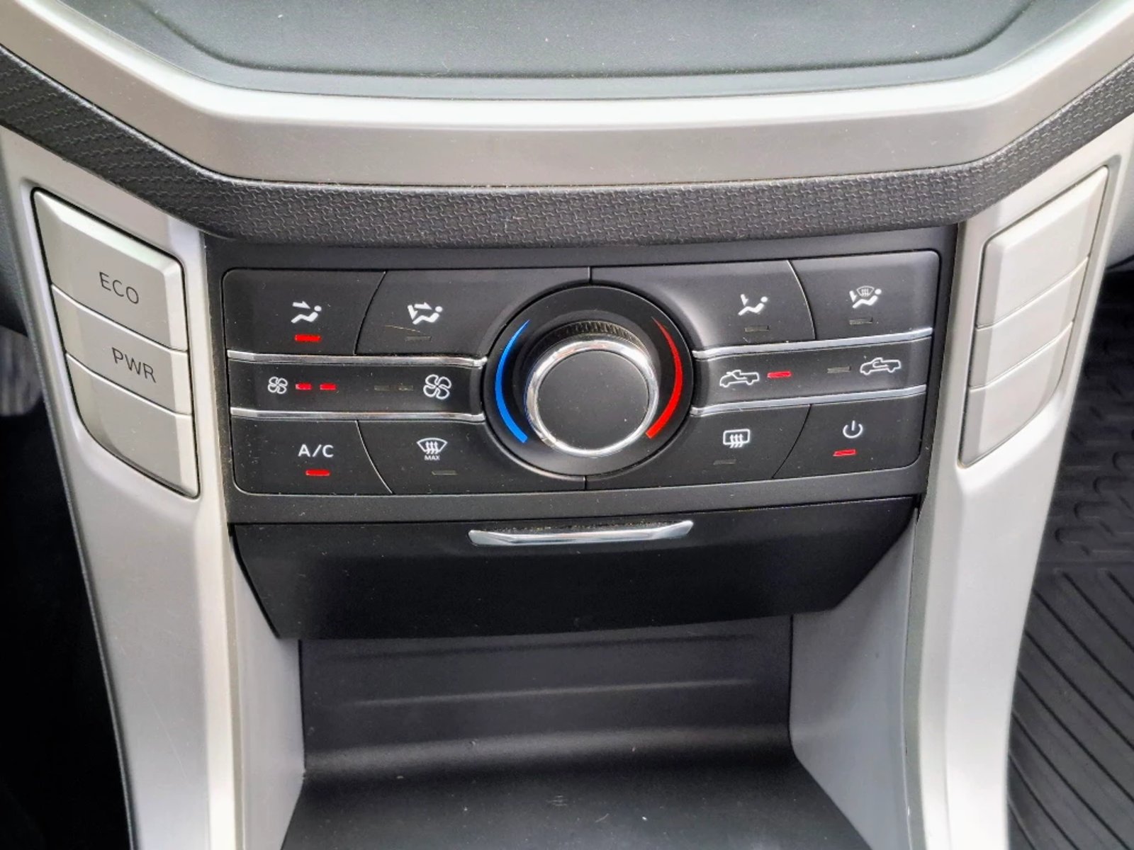 MAXUS T60 2023 - Imagen 18 de 20
