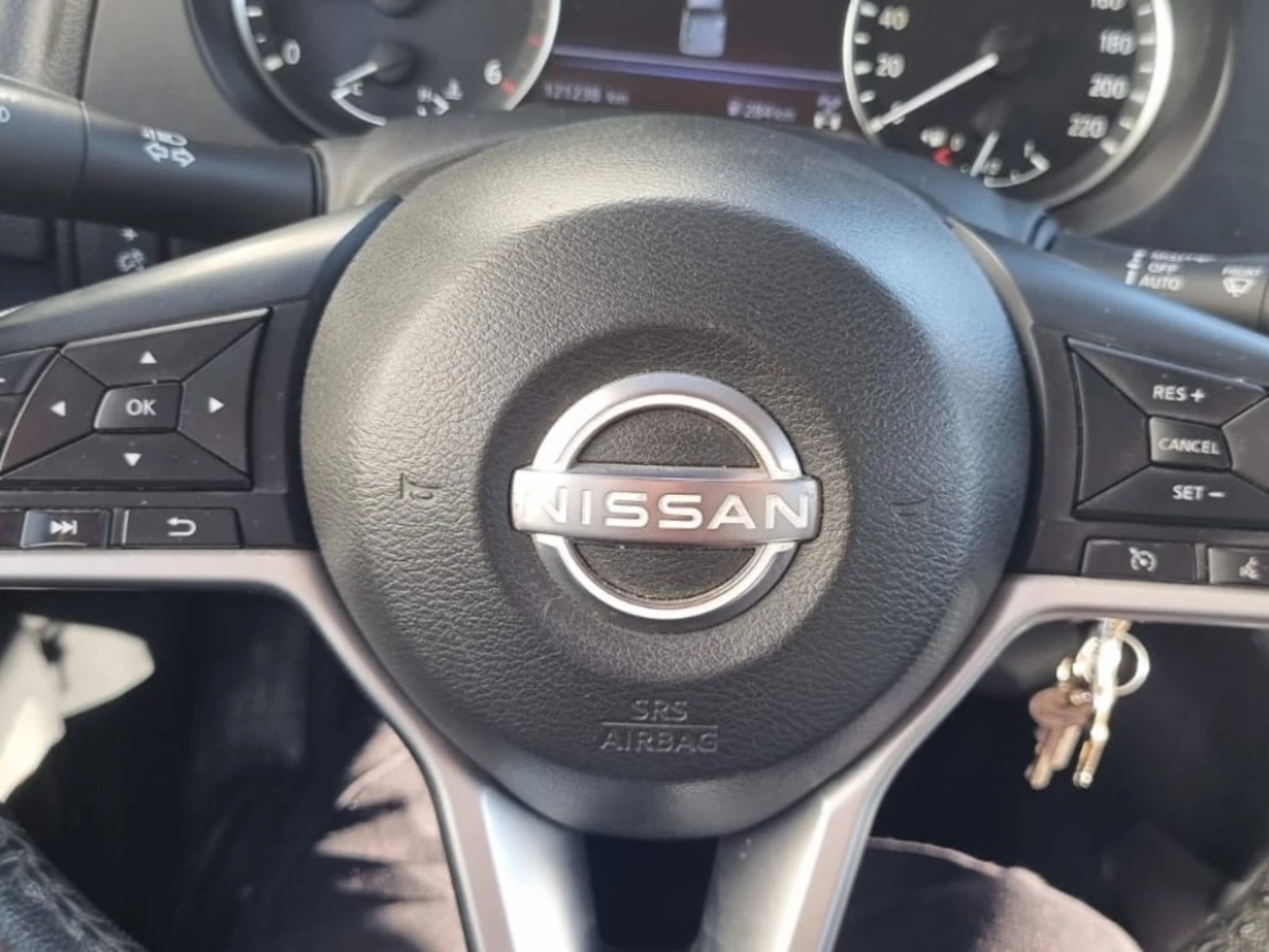 Nissan Navara 2023 - Imagen 18 de 20