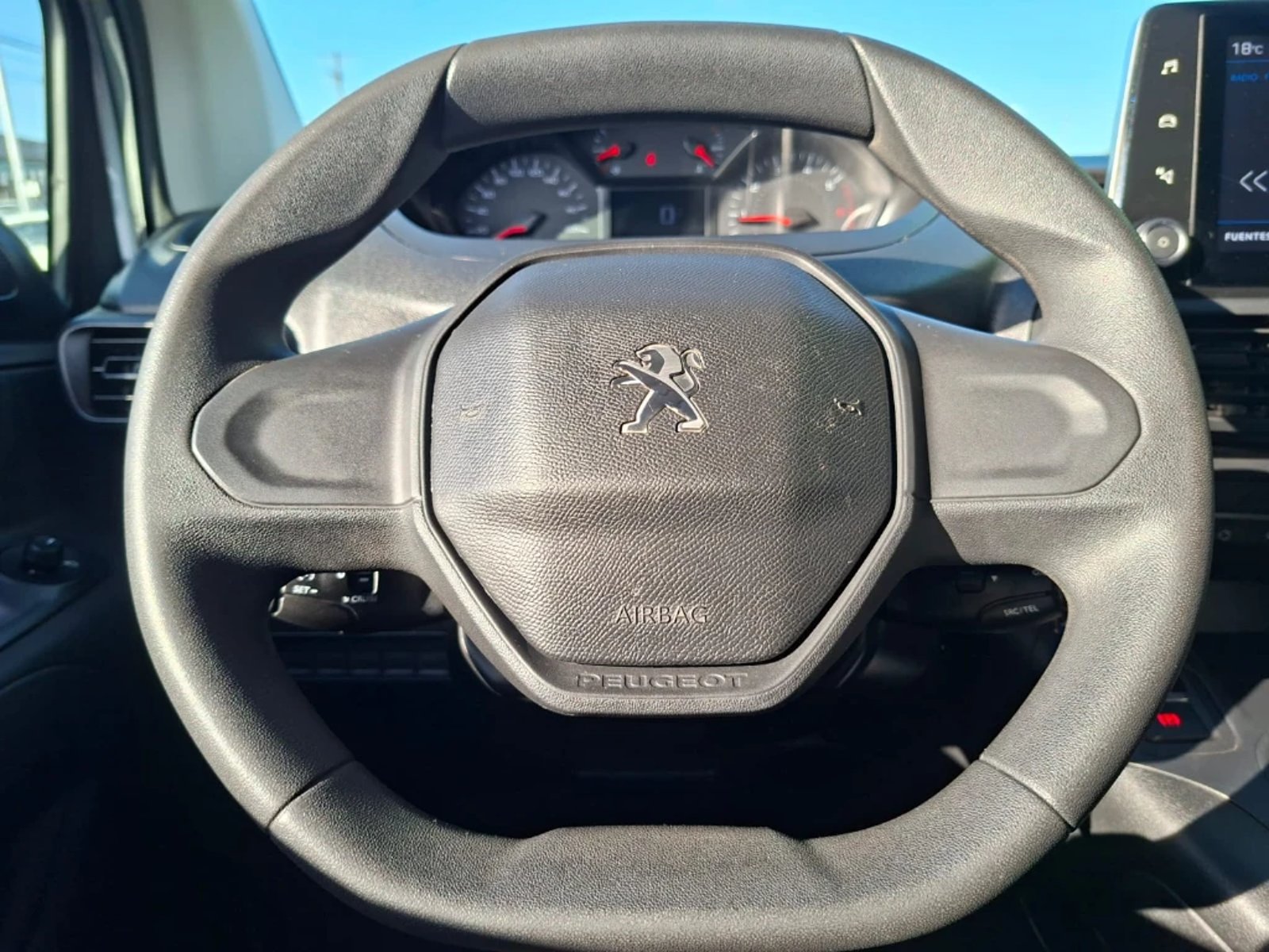 Peugeot Partner 2024 - Imagen 19 de 20