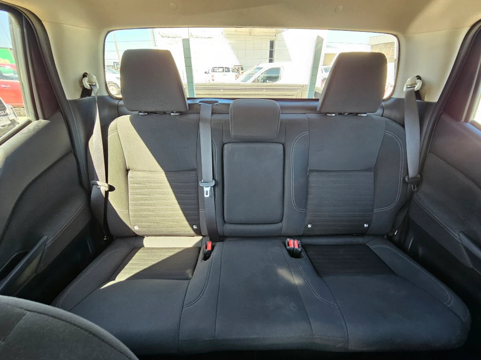 NISSAN NAVARA 2023 - Imagen 18 de 20