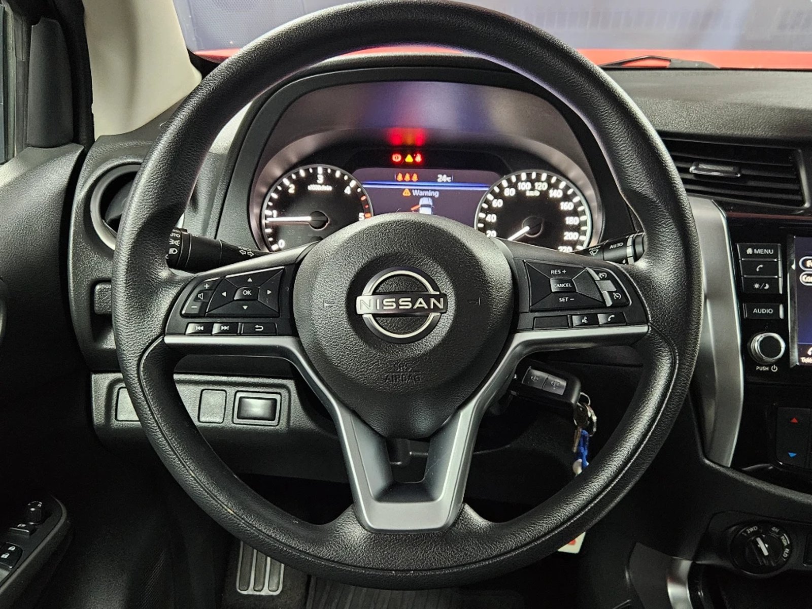 NISSAN NAVARA 2024 - Imagen 18 de 20