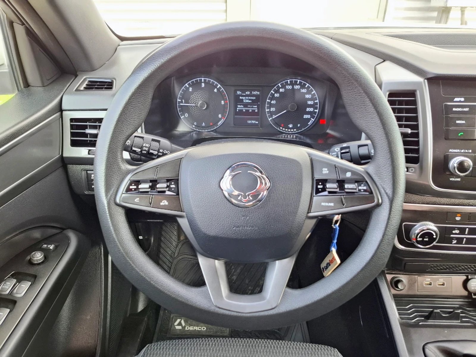 SsangYong Grand musso 2023 - Imagen 13 de 20