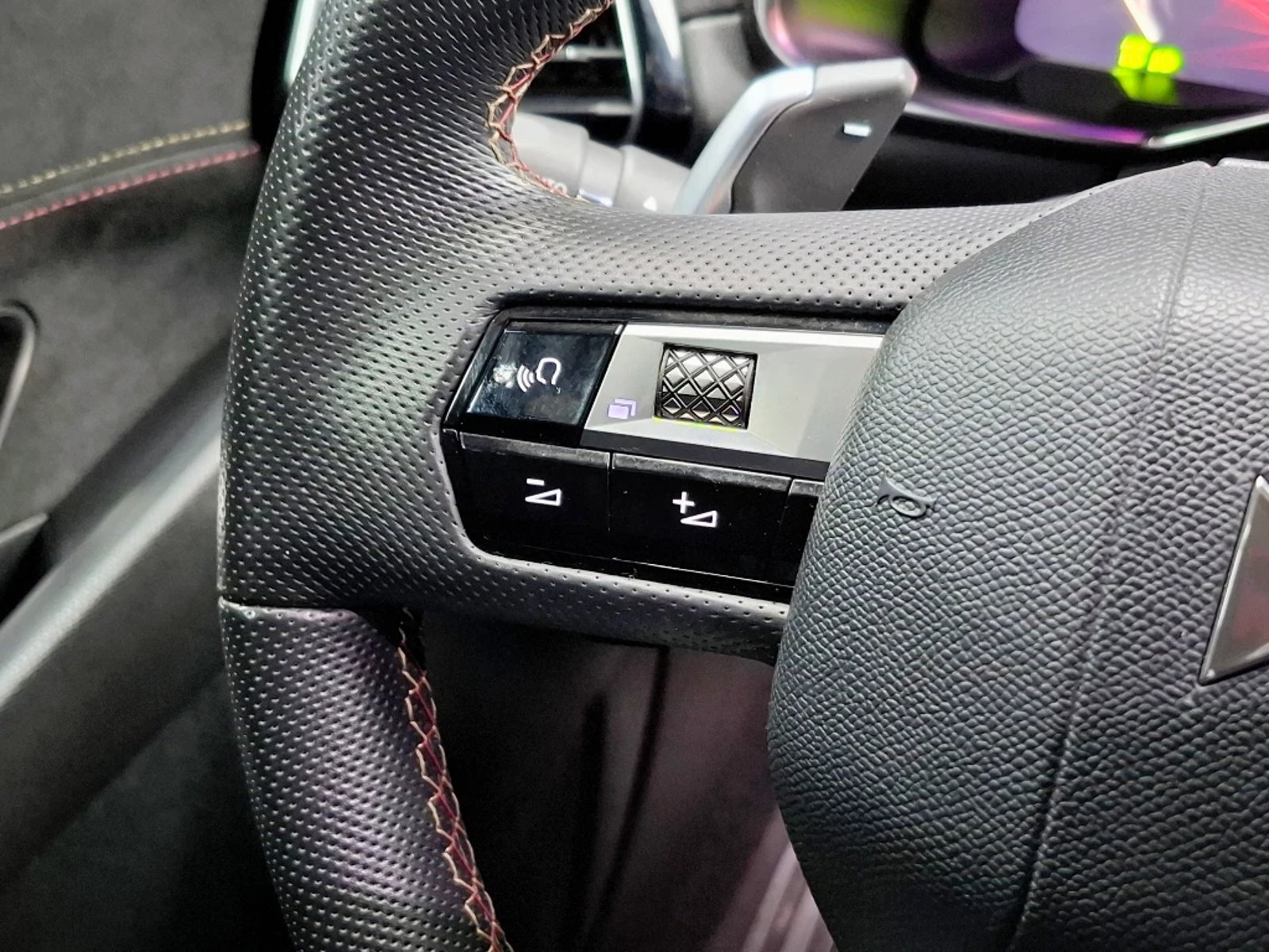 DS Automobiles Ds7 crossback 2024 - Imagen 15 de 20
