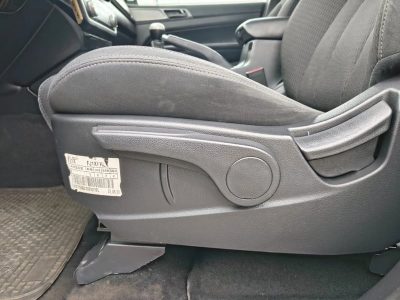 SsangYong Grand musso 2023 - Imagen 14 de 20