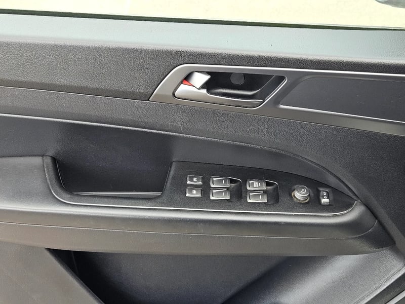 SsangYong Grand musso 2023 - Imagen 16 de 20