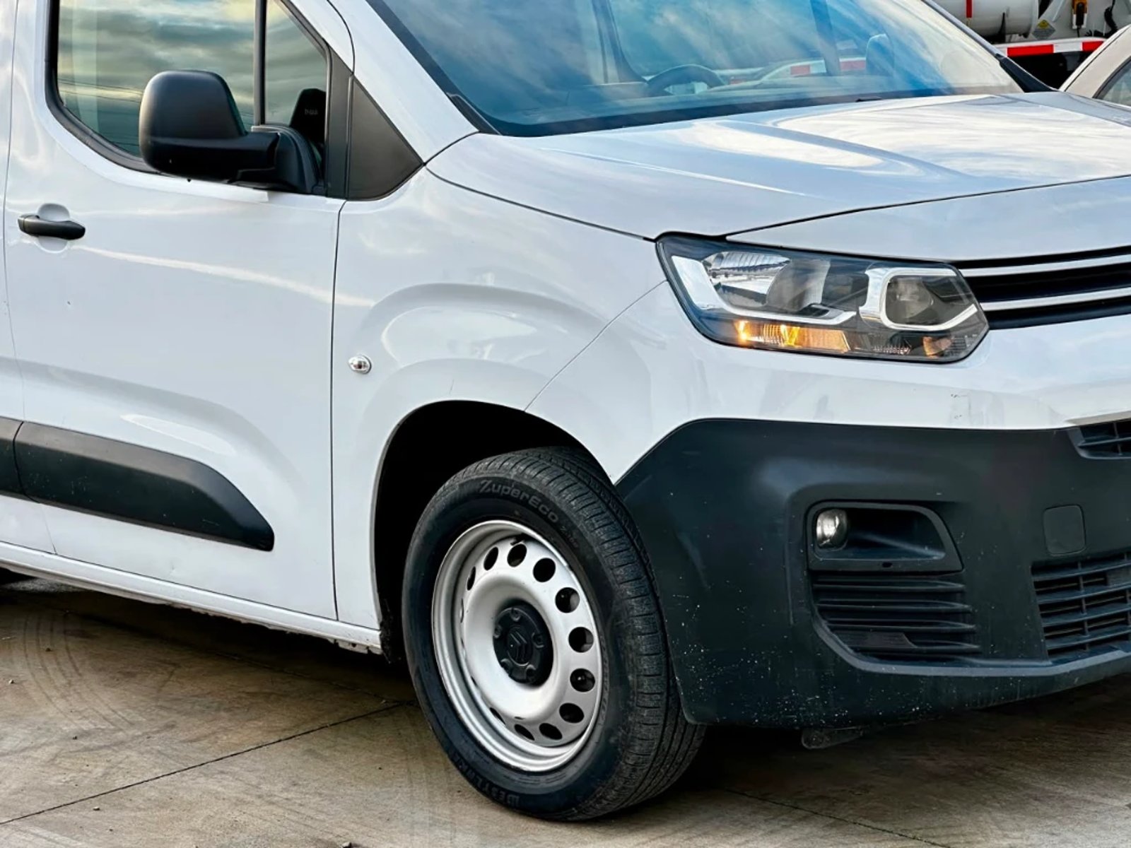 Citroën Berlingo 2024 - Foto 2 de 20