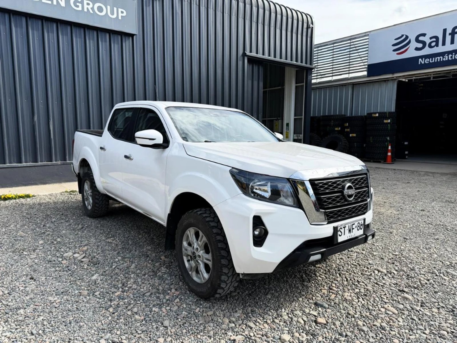 Nissan Navara 2023 - Foto 3 de 20