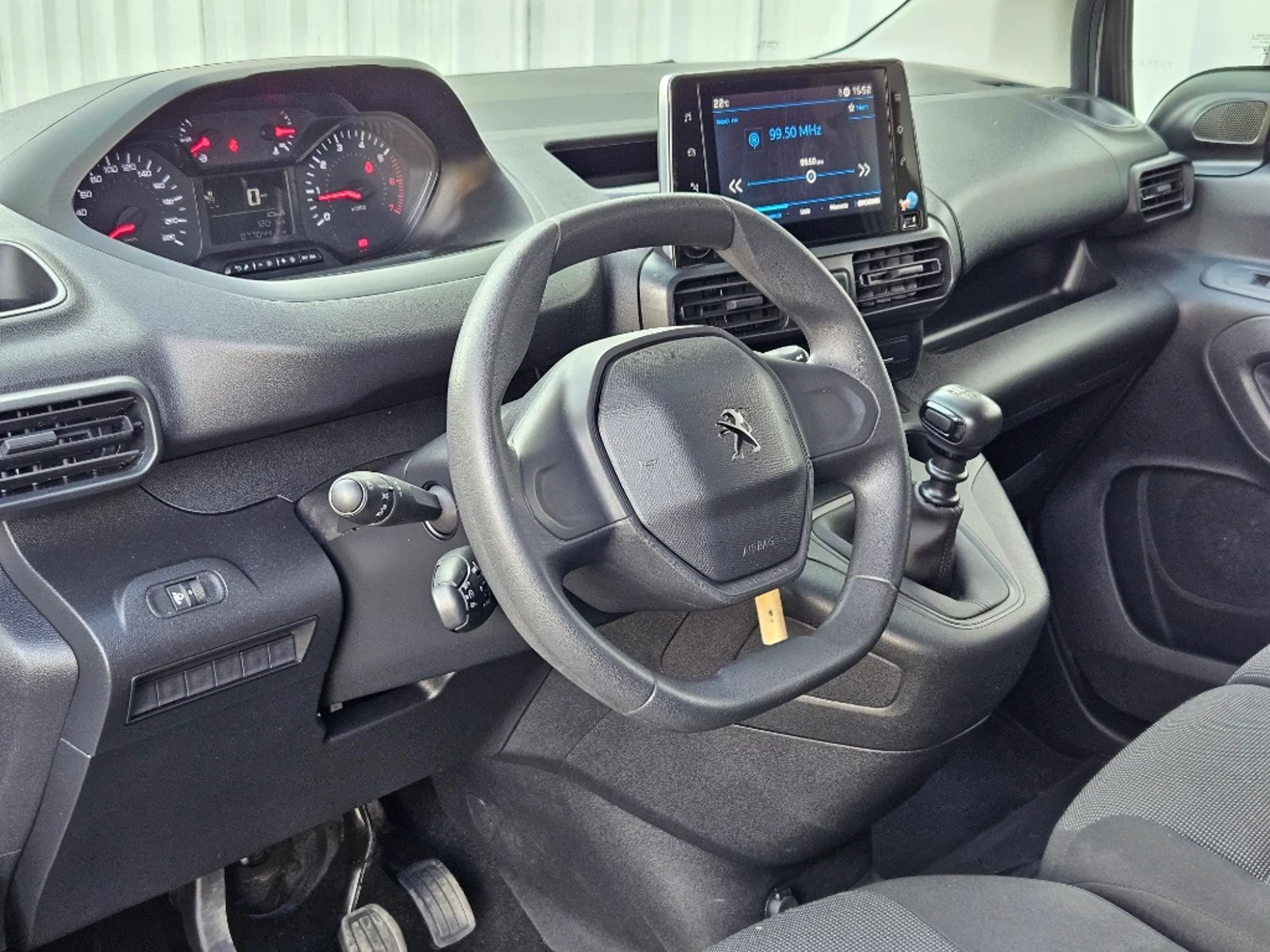 PEUGEOT PARTNER 2024 - Imagen 11 de 20