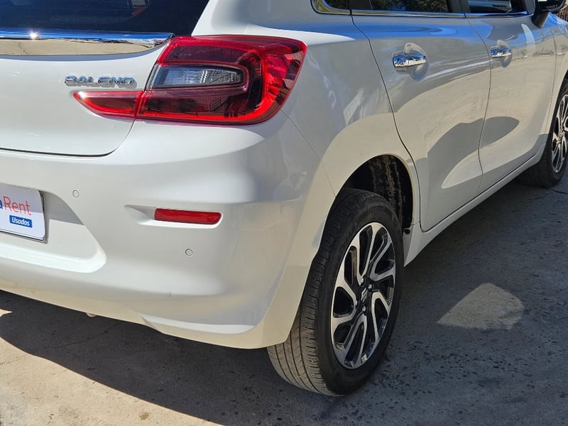 Suzuki Baleno 2023 - Imagen 10 de 20