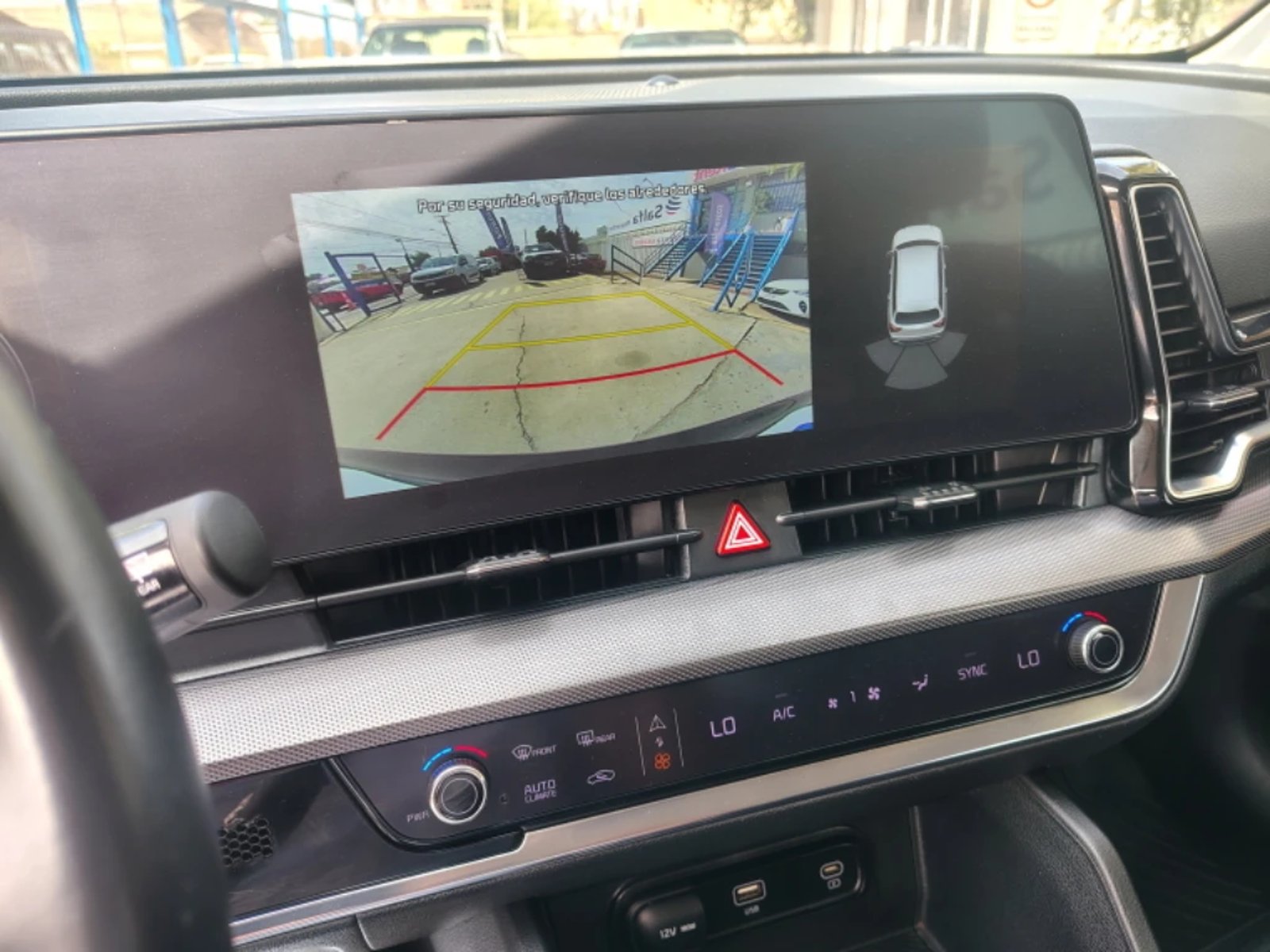 KIA SPORTAGE 2023 - Imagen 18 de 20
