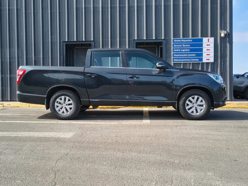 SsangYong Grand musso 2023 - Imagen 4 de 20