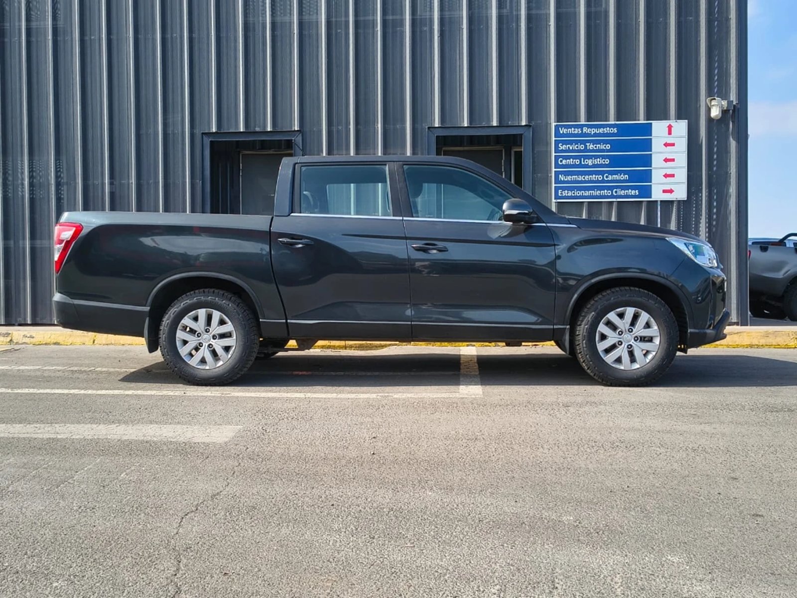 SsangYong Grand musso 2023 - Foto 4 de 20