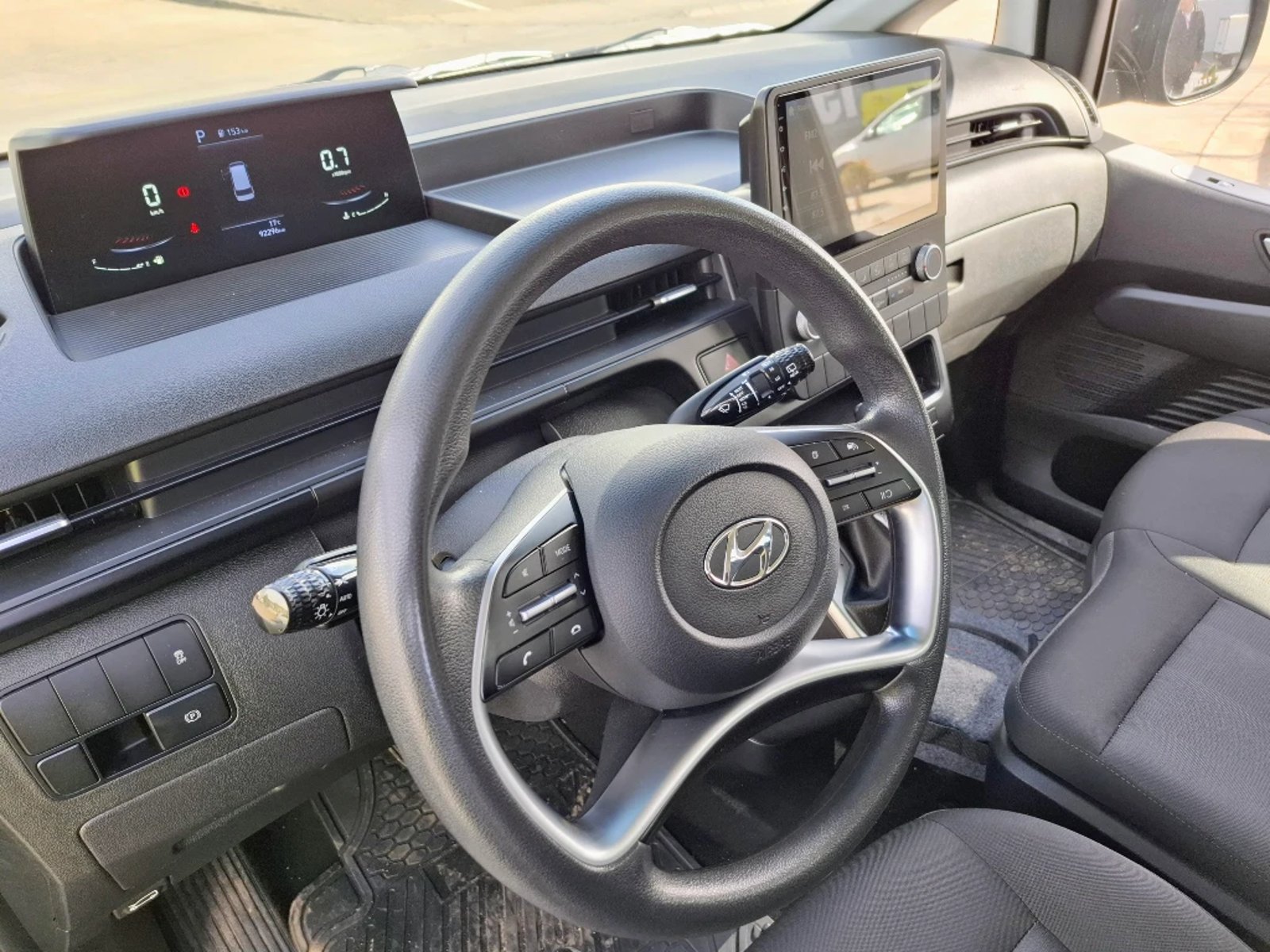 Hyundai Staria 2024 - Imagen 11 de 20
