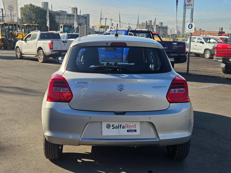 Suzuki Swift 2023 - Imagen 6 de 20
