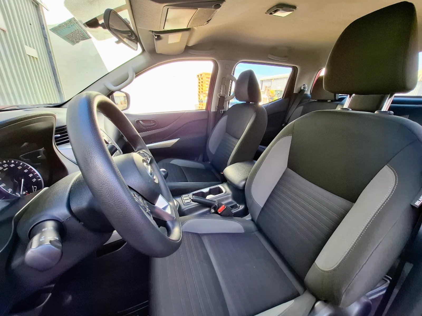 NISSAN NAVARA 2023 - Imagen 10 de 20