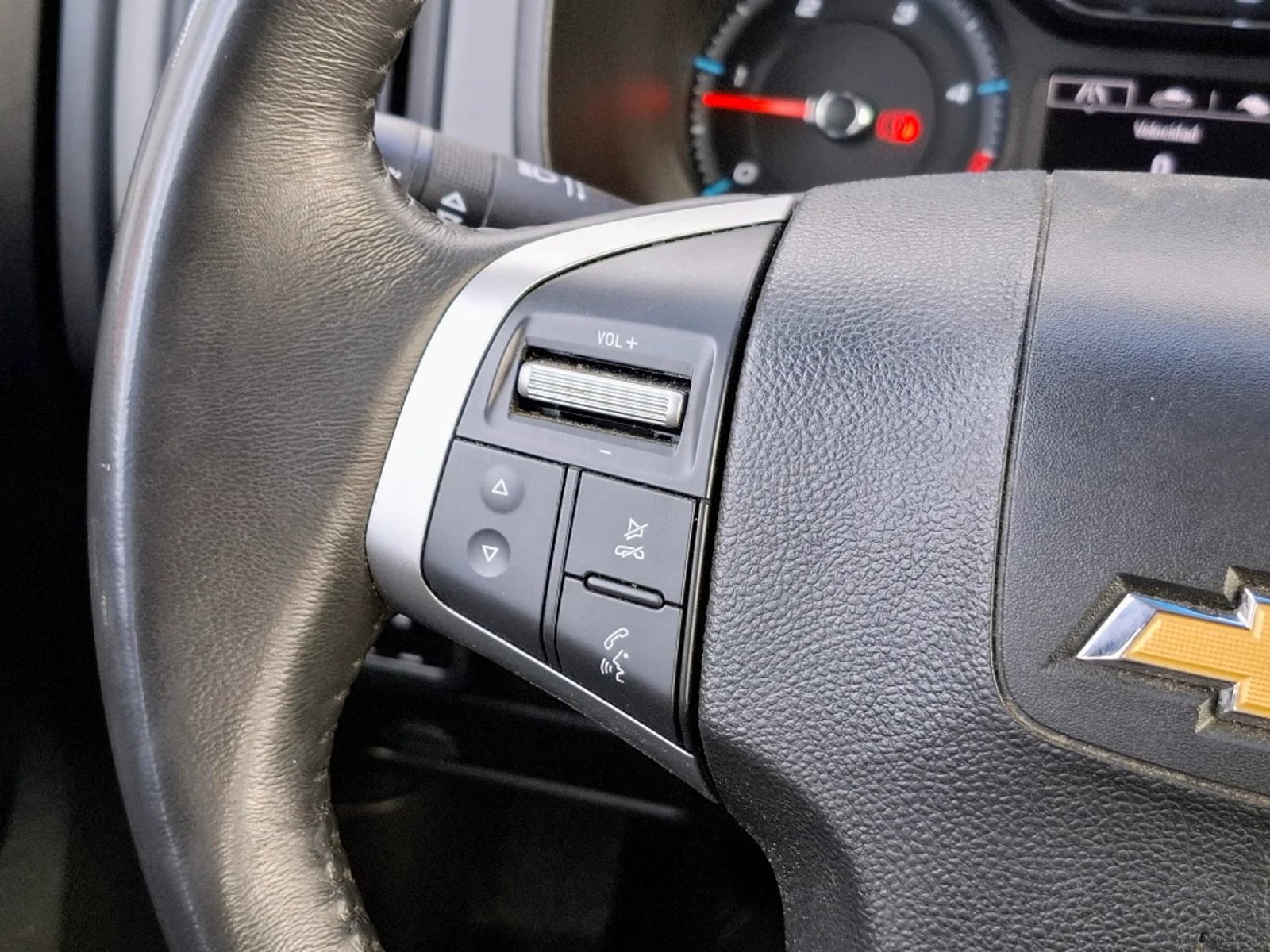 CHEVROLET COLORADO 2023 - Imagen 13 de 20