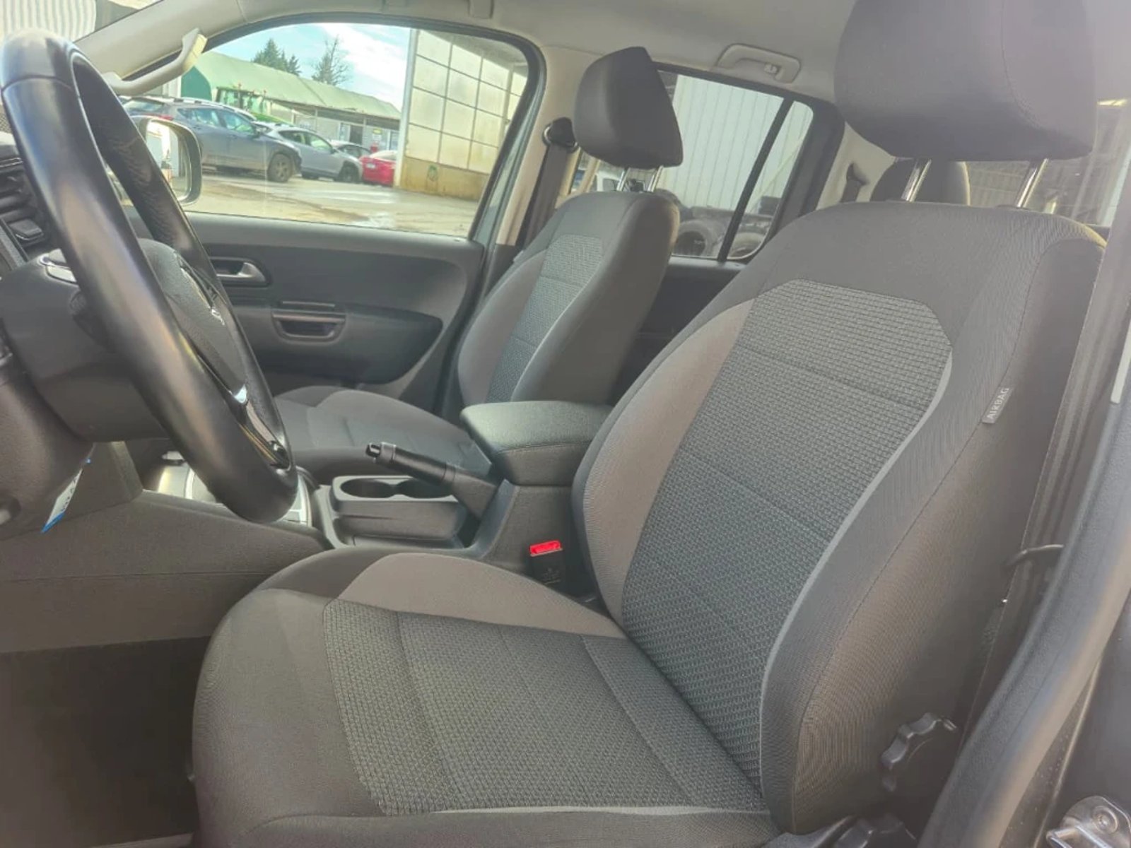 Volkswagen Amarok 2023 - Imagen 13 de 20